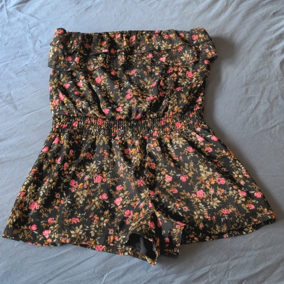 Strapless Floral Romper, Small, Fire Los Angeles - Picture 3 of 5